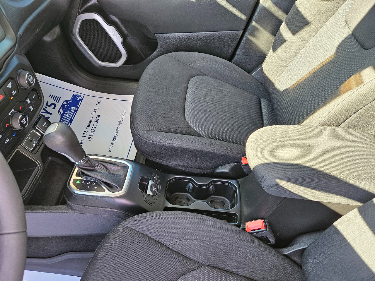 Used 2021 Jeep Renegade Sport w/ Sport Appearance Group image 13