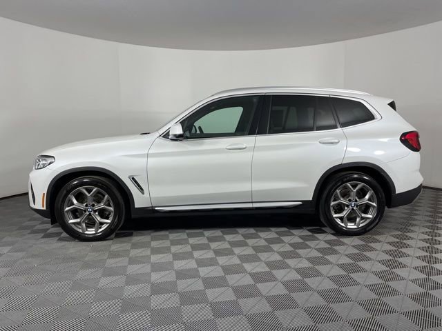 Used 2023 BMW X3 sDrive30i w/ Premium Package image 9
