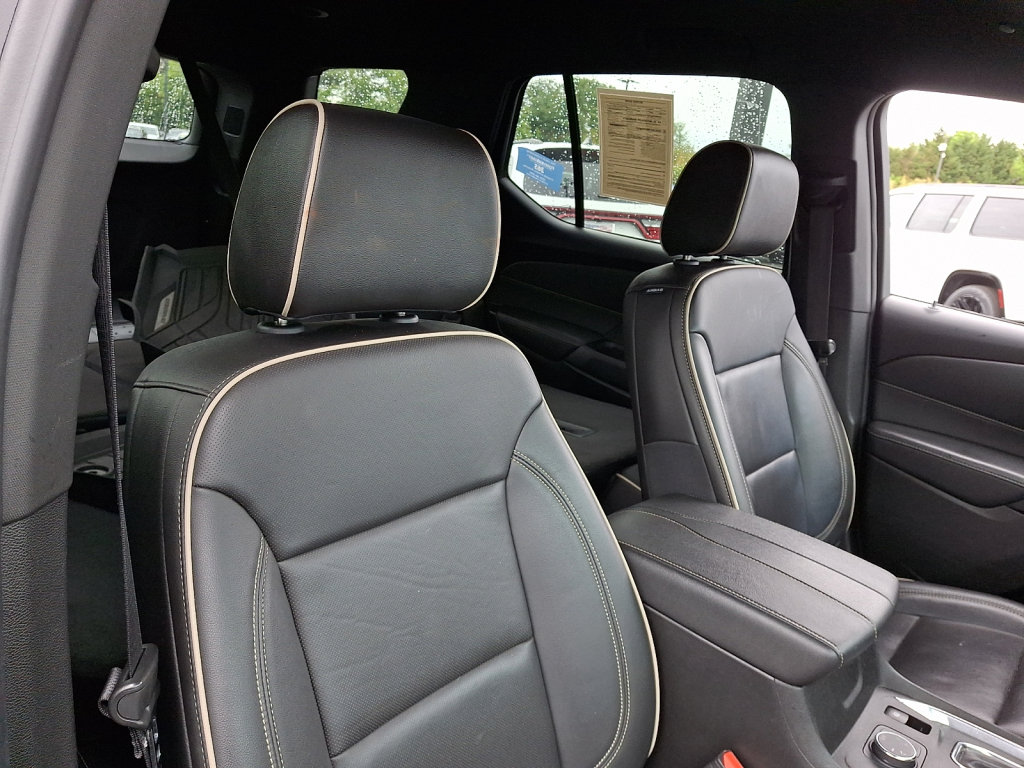 Used 2023 Chevrolet Traverse Premier AWD/4WD image 13