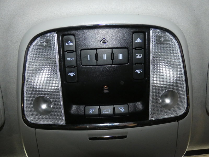 Used 2020 Jeep Grand Cherokee Summit image 19