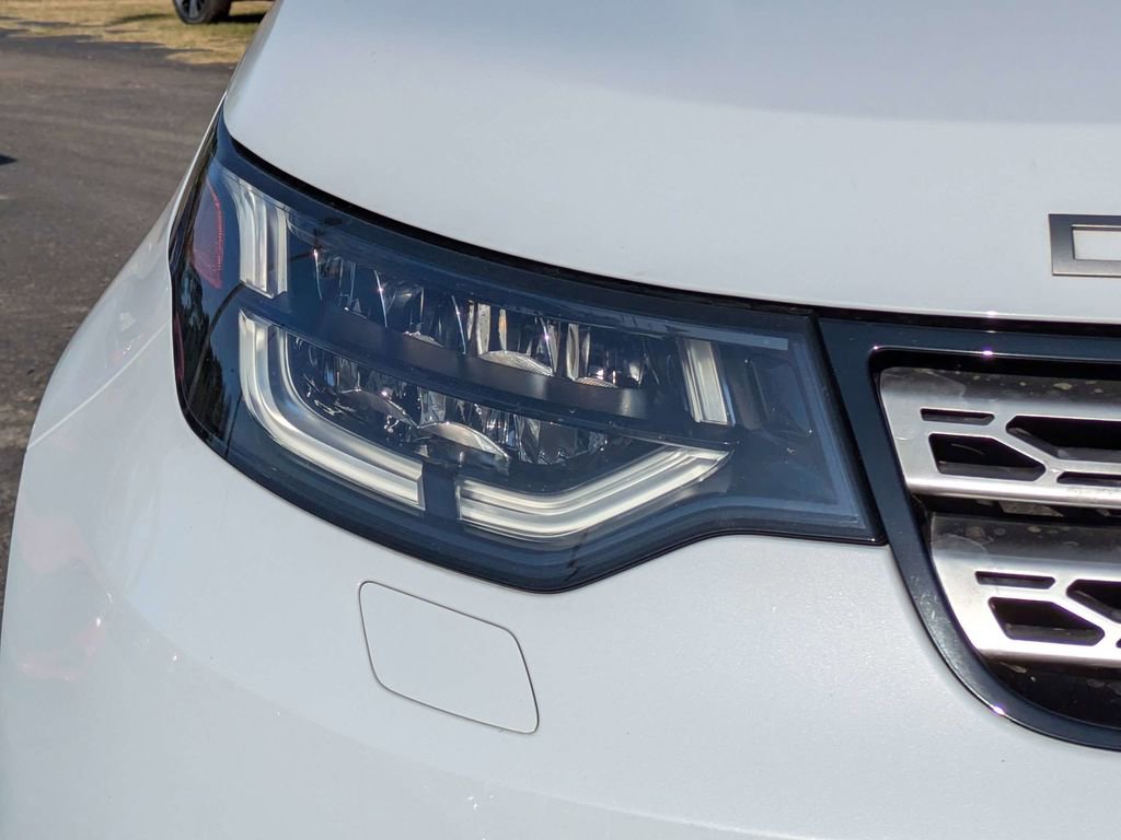 Used 2020 Land Rover Discovery HSE AWD/4WD image 10