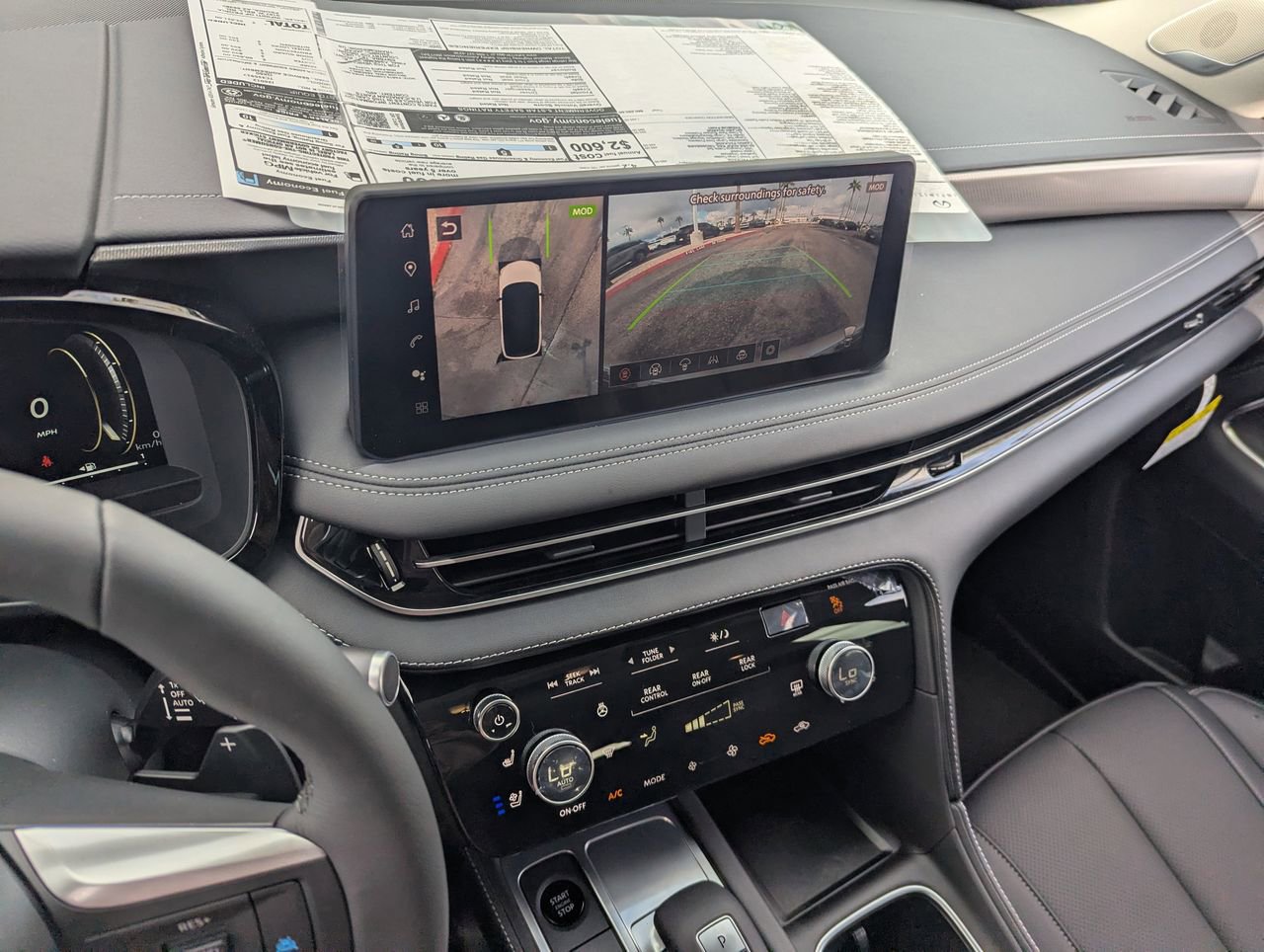 Certified 2026 INFINITI QX60 Luxe w/ Family Package FWD image 15