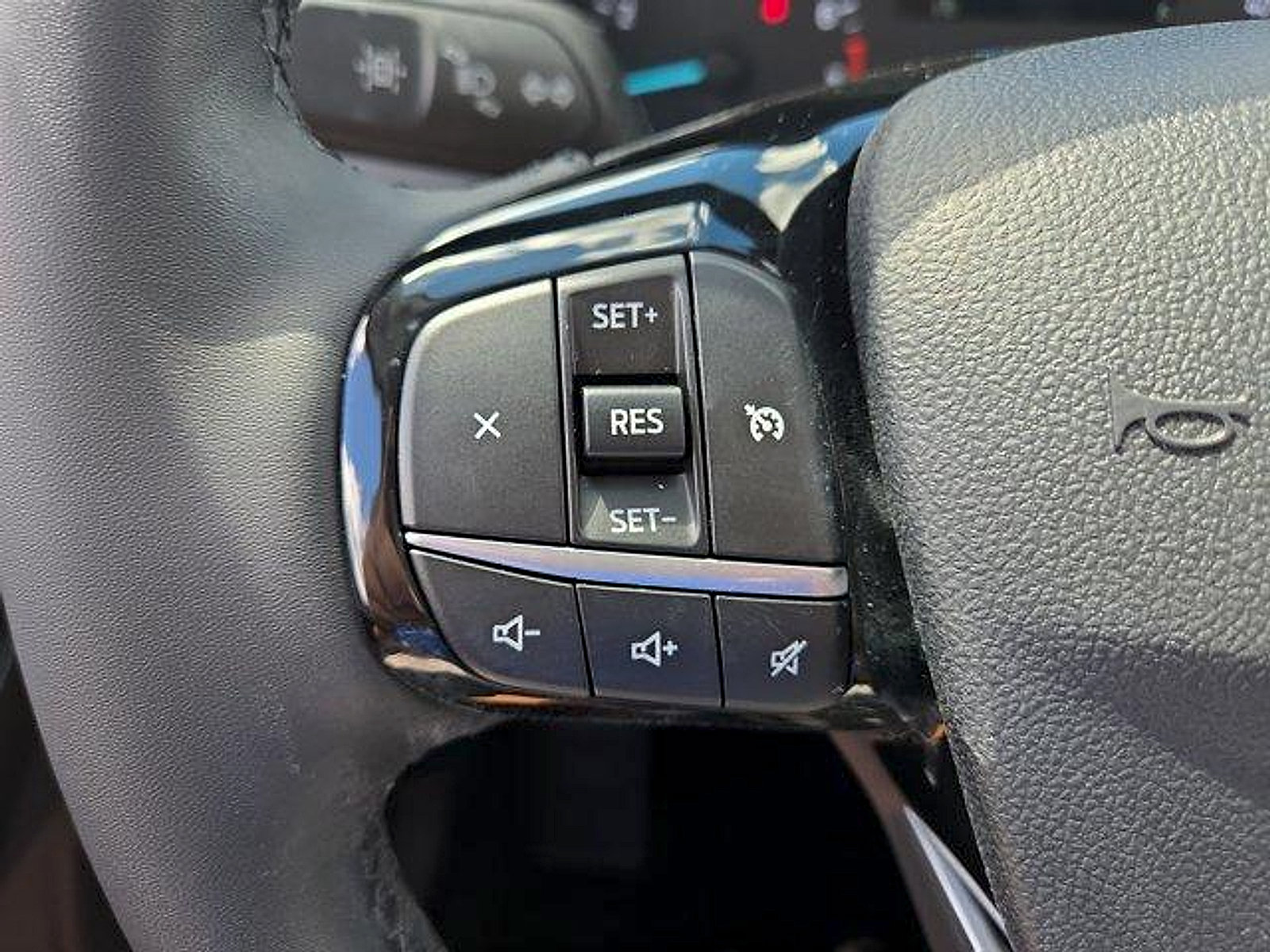 Certified 2022 Ford Escape SEL AWD/4WD image 14