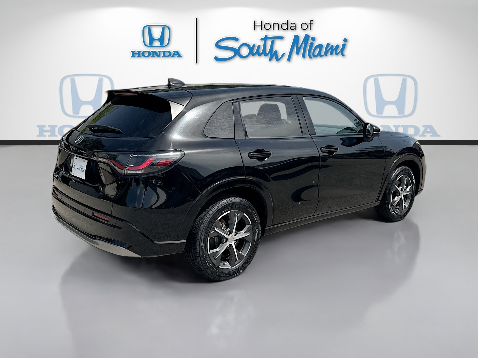 Certified 2024 Honda HR-V EX-L image 7