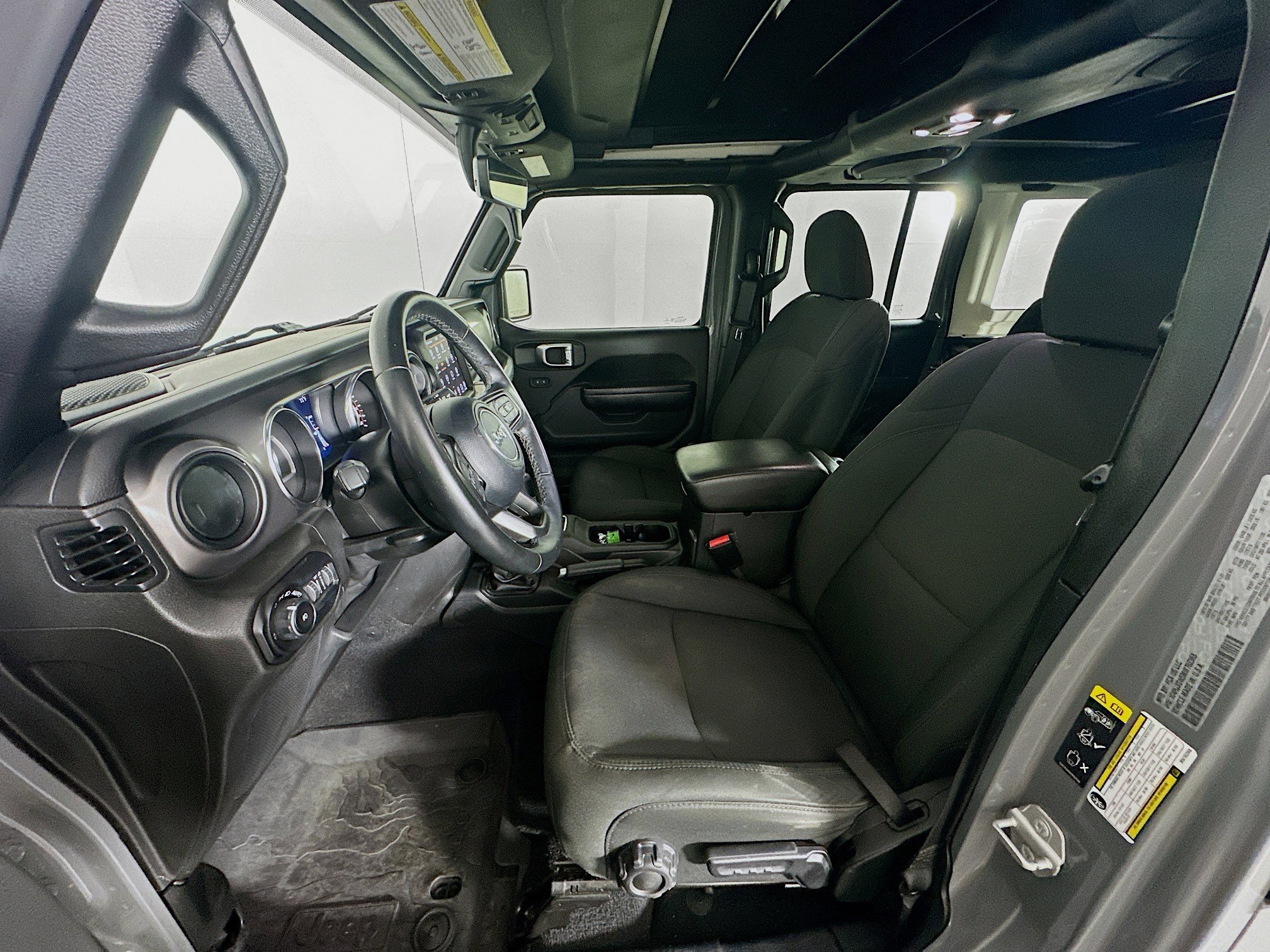 Used 2021 Jeep Wrangler Sport S w/ Sun And Sound Package AWD/4WD image 13