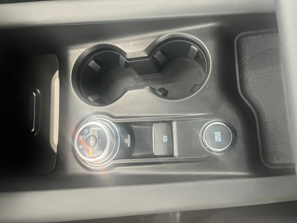 Used 2025 Ford Explorer Active AWD/4WD image 26