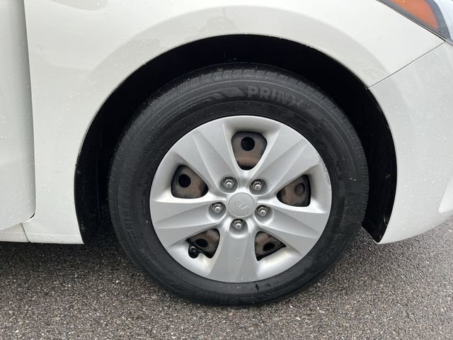 Used 2017 Kia Forte LX image 20