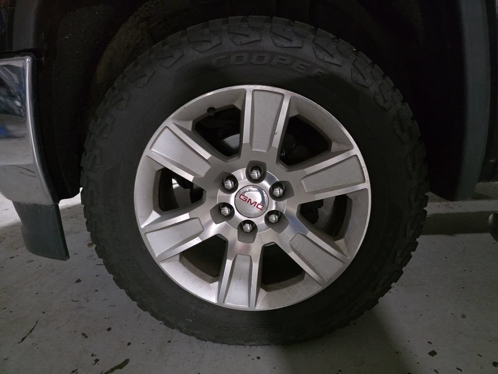 Used 2016 GMC Sierra 1500 SLE w/ SLE Value Package AWD/4WD image 14