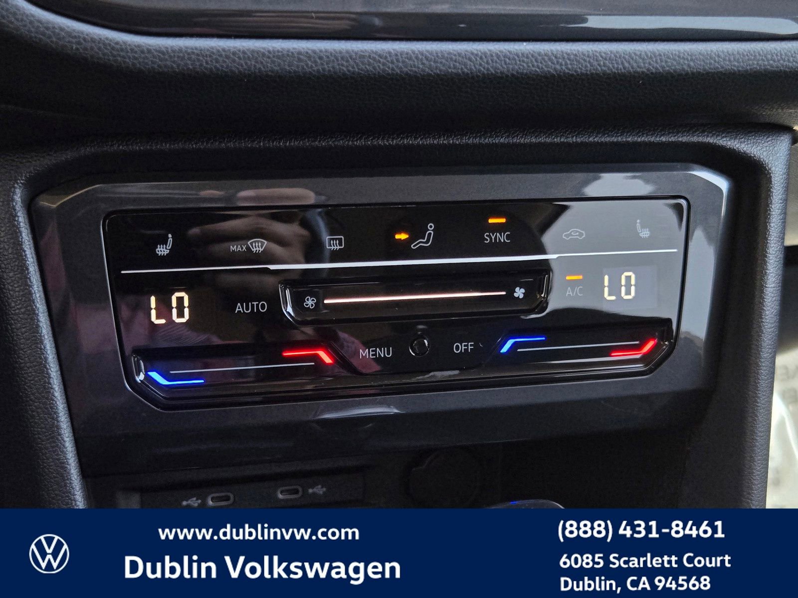 Certified 2022 Volkswagen Tiguan SE FWD image 19
