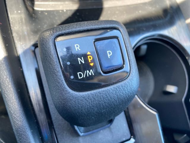 Used 2021 Nissan Rogue SV AWD/4WD image 29