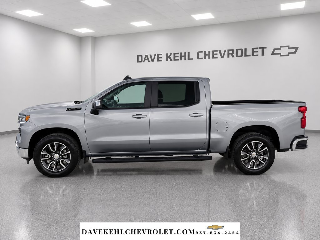 Used 2024 Chevrolet Silverado 1500 LT AWD/4WD image 2