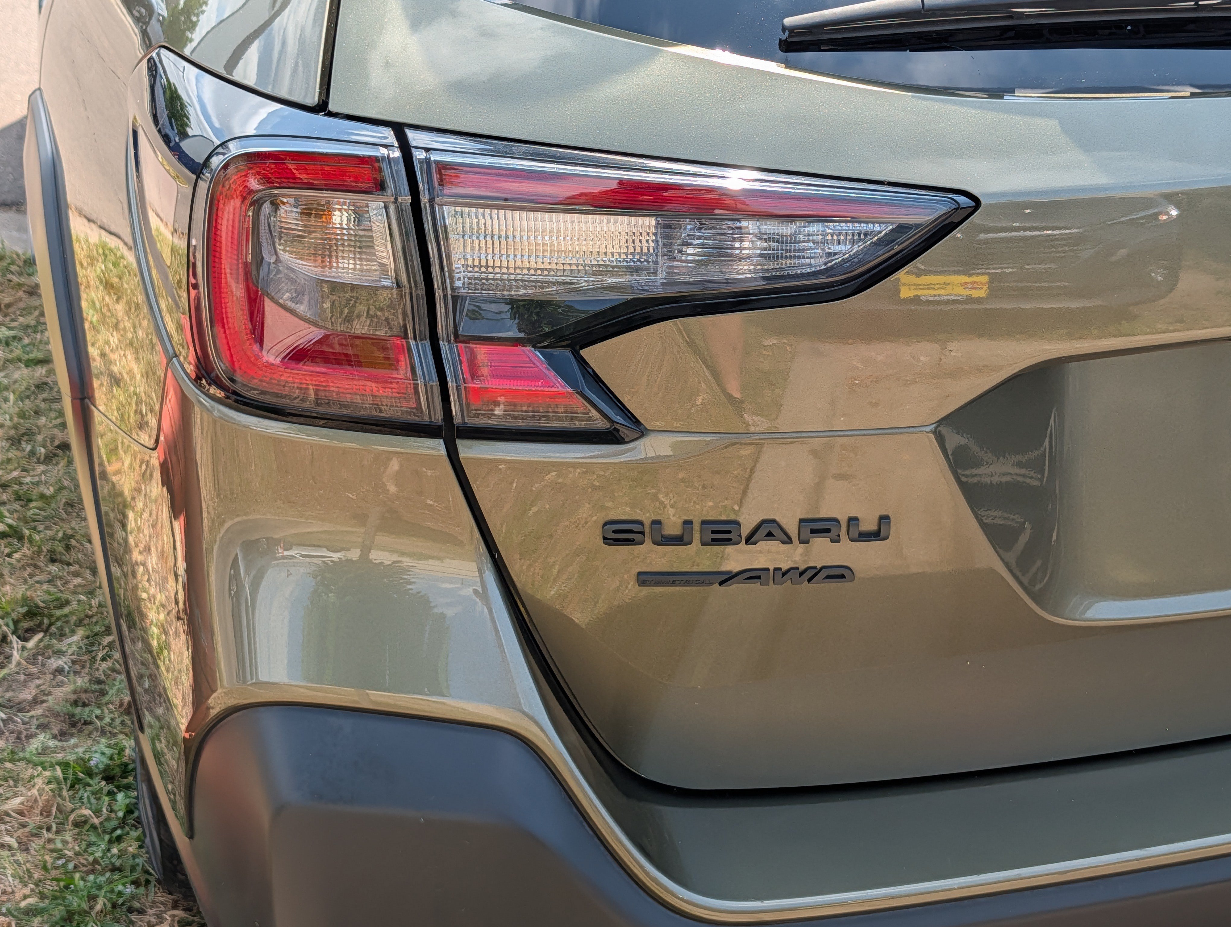 Certified 2025 Subaru Outback Onyx Edition AWD/4WD image 17
