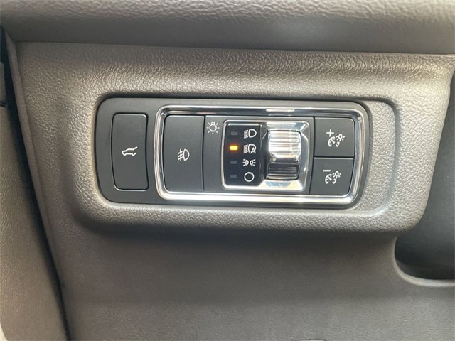 Used 2021 Lincoln Corsair Reserve w/ Equipment Group 201A image 35