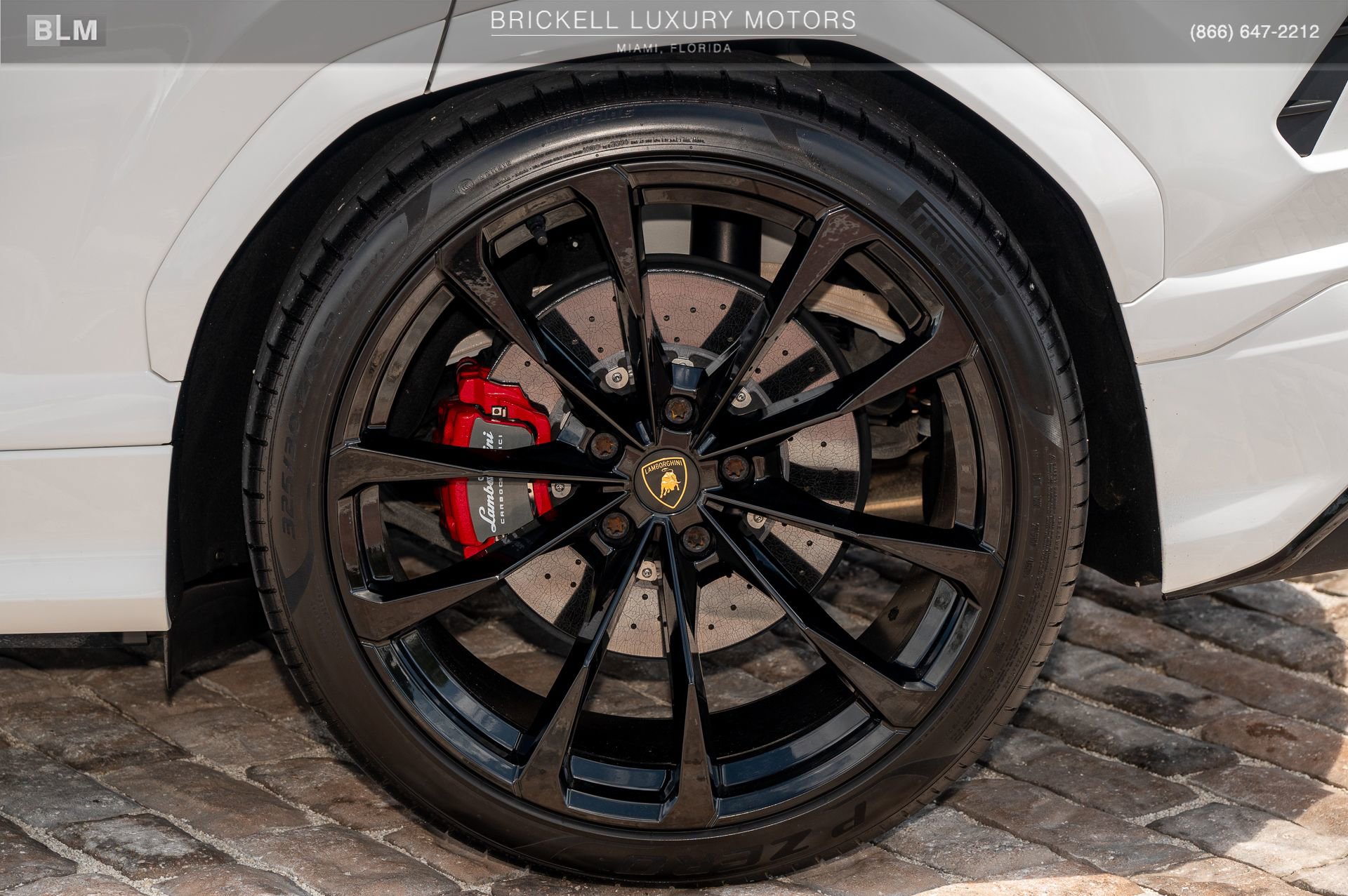 Used 2022 Lamborghini Urus image 43