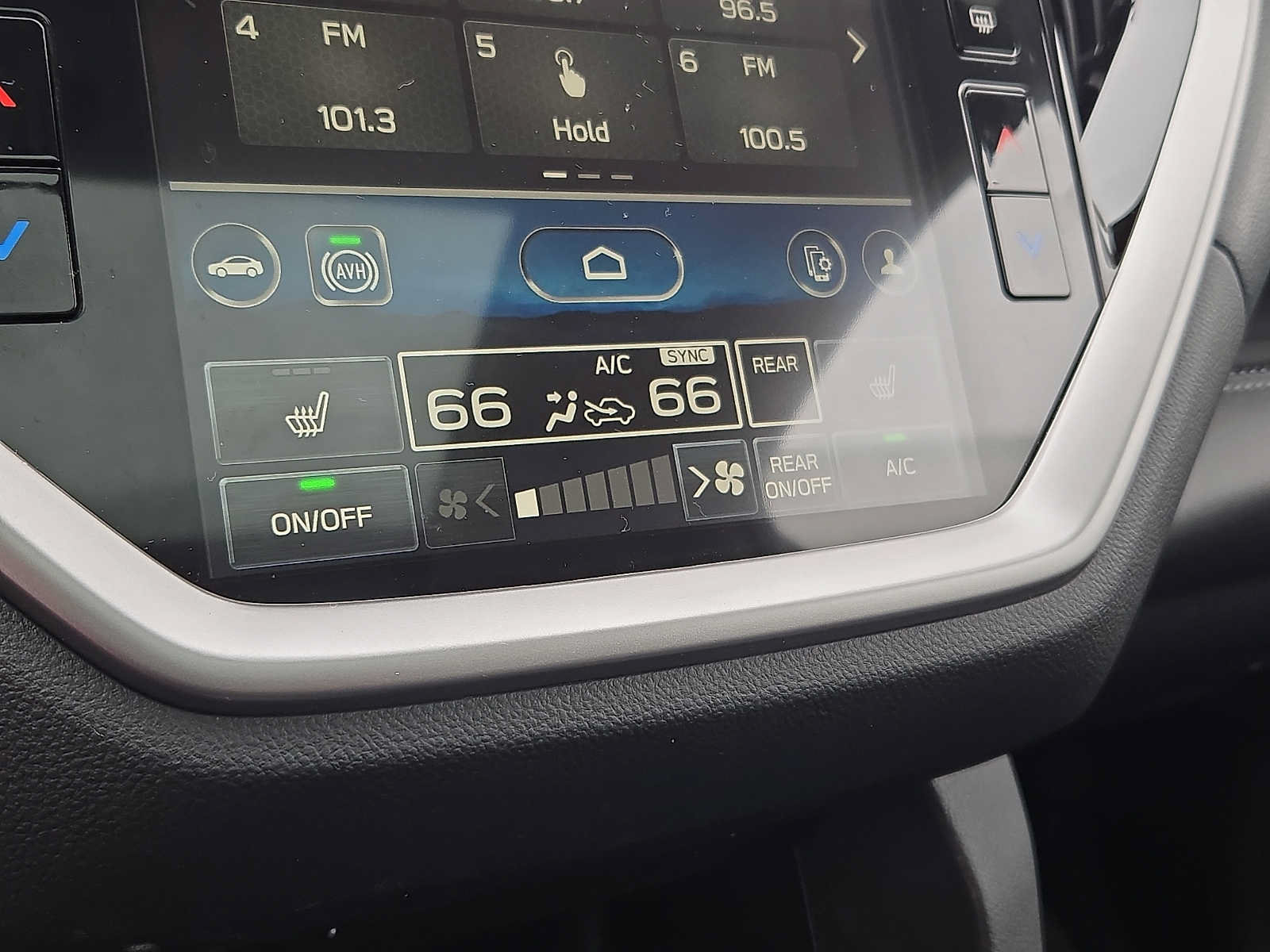 Used 2025 Subaru Ascent Limited AWD/4WD image 17