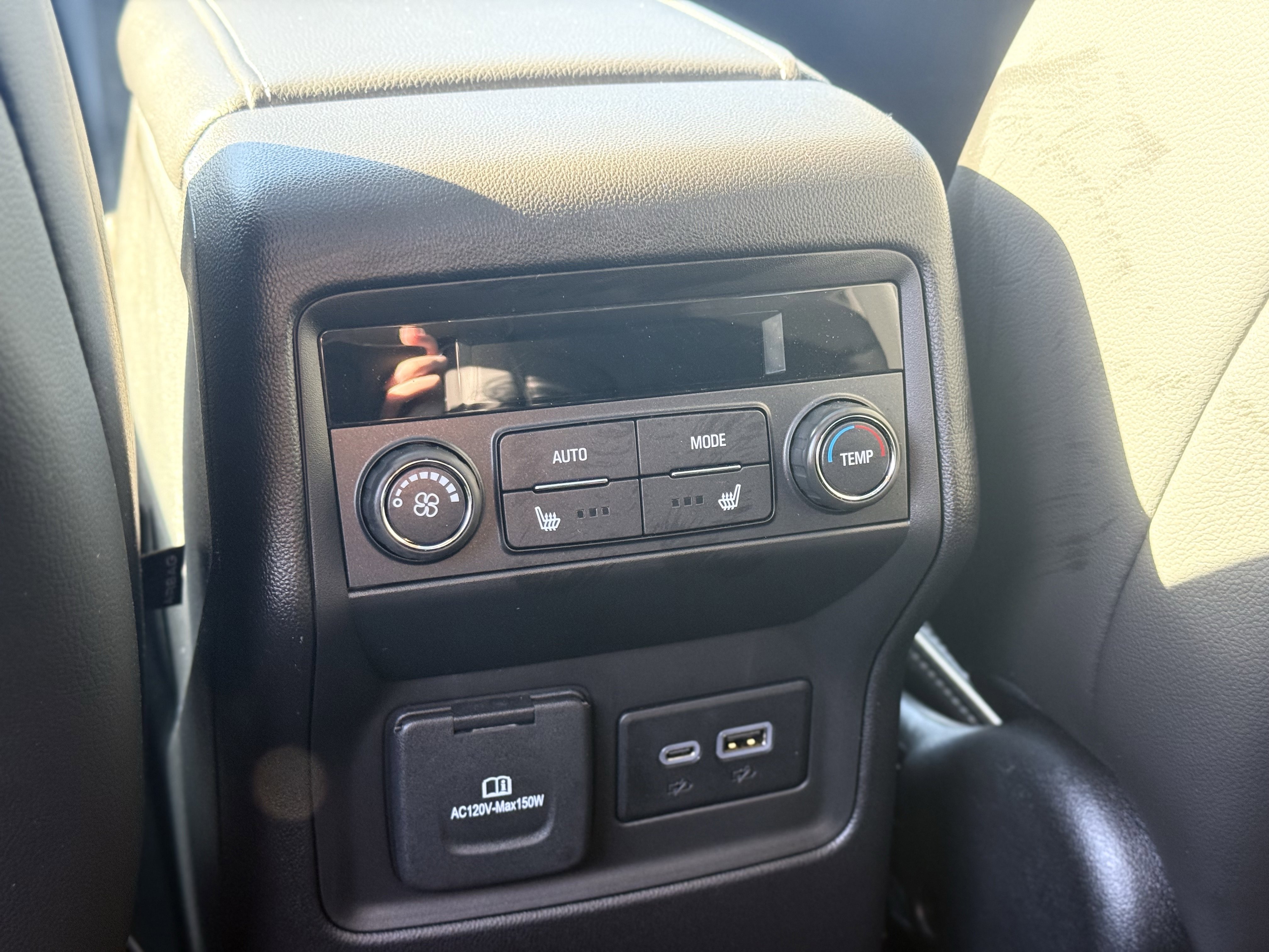 Certified 2023 GMC Acadia Denali w/ Denali Ultimate Package image 15