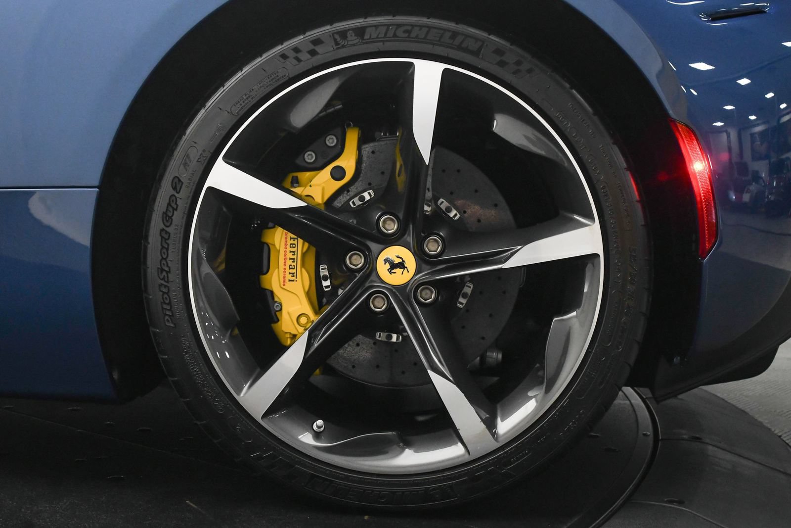 Used 2021 Ferrari SF90 Stradale AWD/4WD image 26