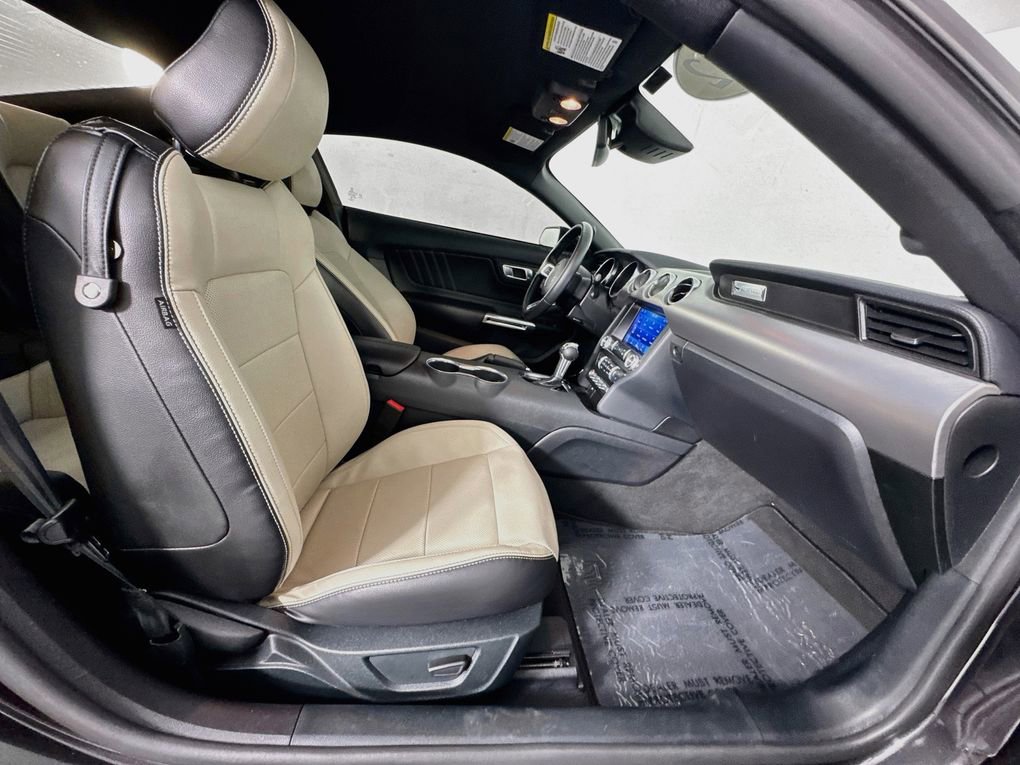 Used 2022 Ford Mustang Premium RWD image 28