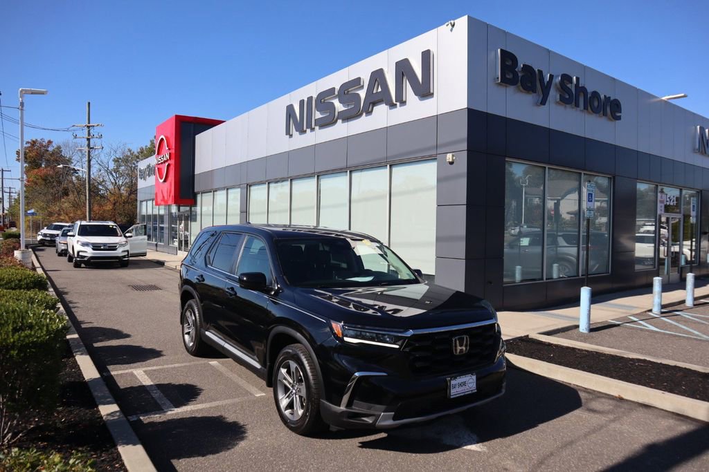 Used 2024 Honda Pilot EX-L image 2