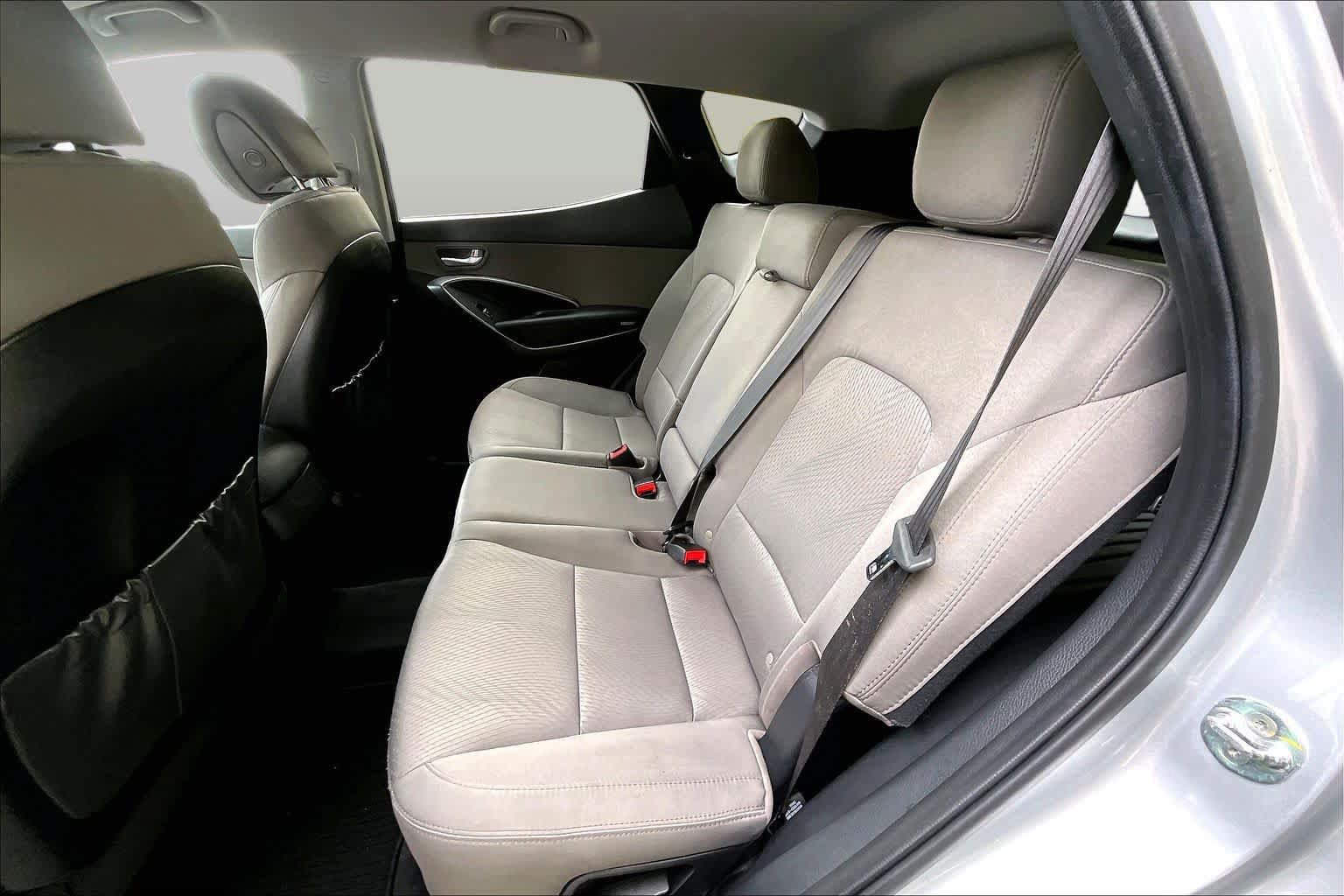 Used 2018 Hyundai Santa Fe Sport w/ 2.4L Value Package 02 AWD/4WD image 19