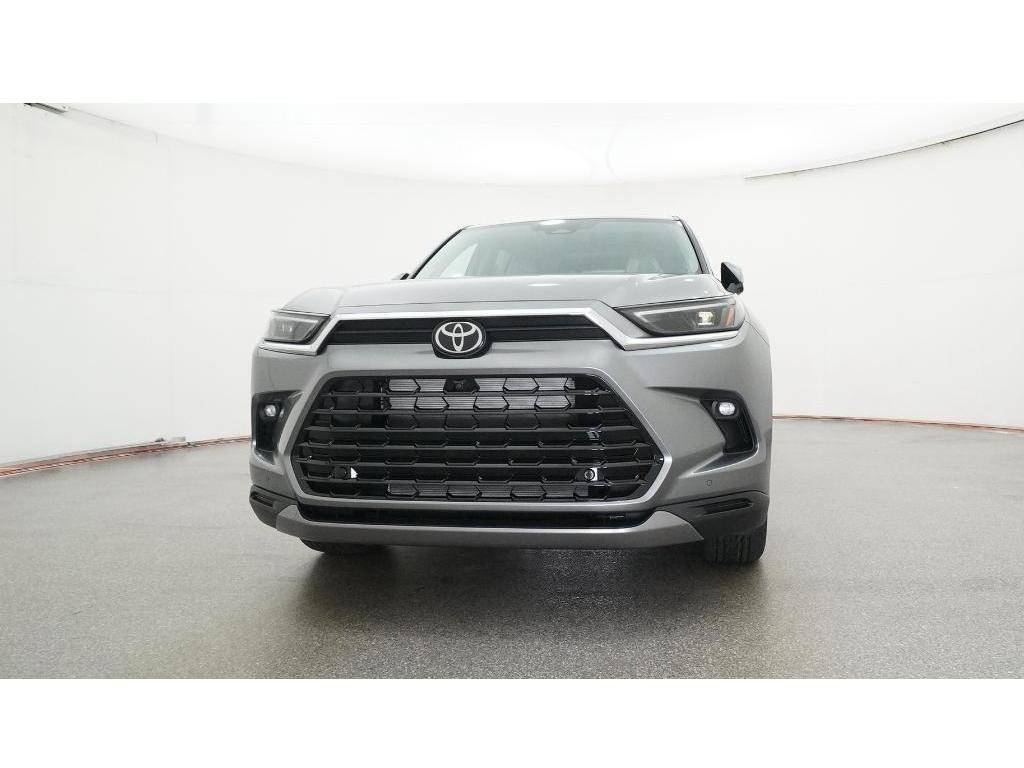 New 2026 Toyota Grand Highlander Limited image 31
