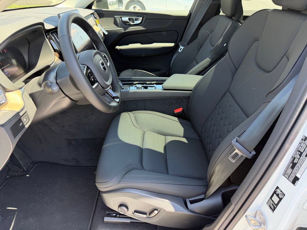 New 2026 Volvo XC60 T8 Core w/ Climate Package AWD/4WD image 17