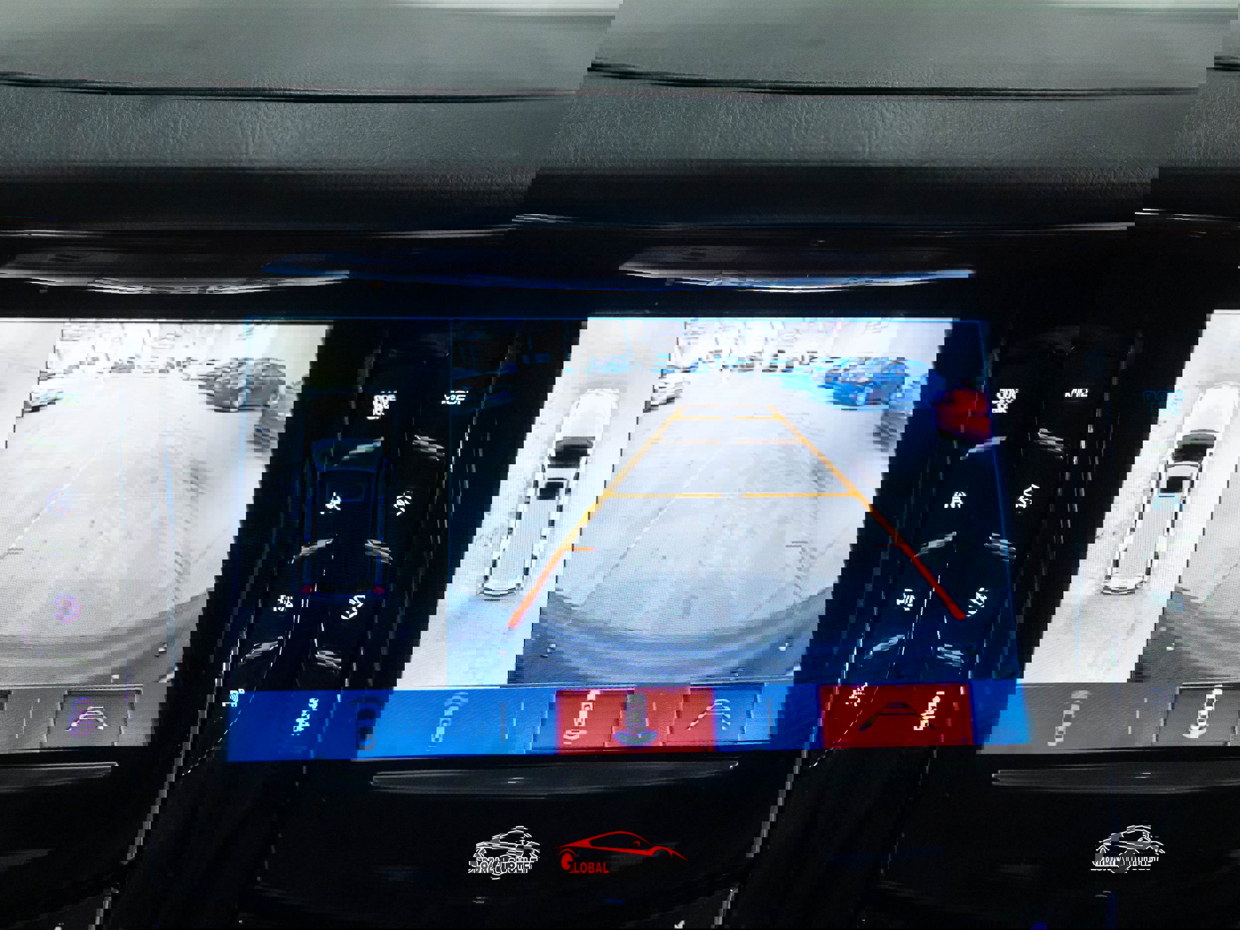 Used 2020 Cadillac Escalade ESV Premium Luxury w/ Escalade Sport Edition image 30