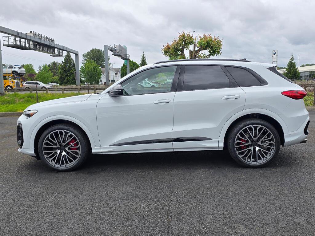New 2026 Audi SQ5 Prestige AWD/4WD image 2