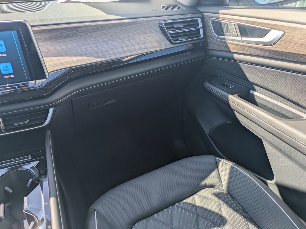 New 2026 Volkswagen Atlas SEL Premium R-Line image 17