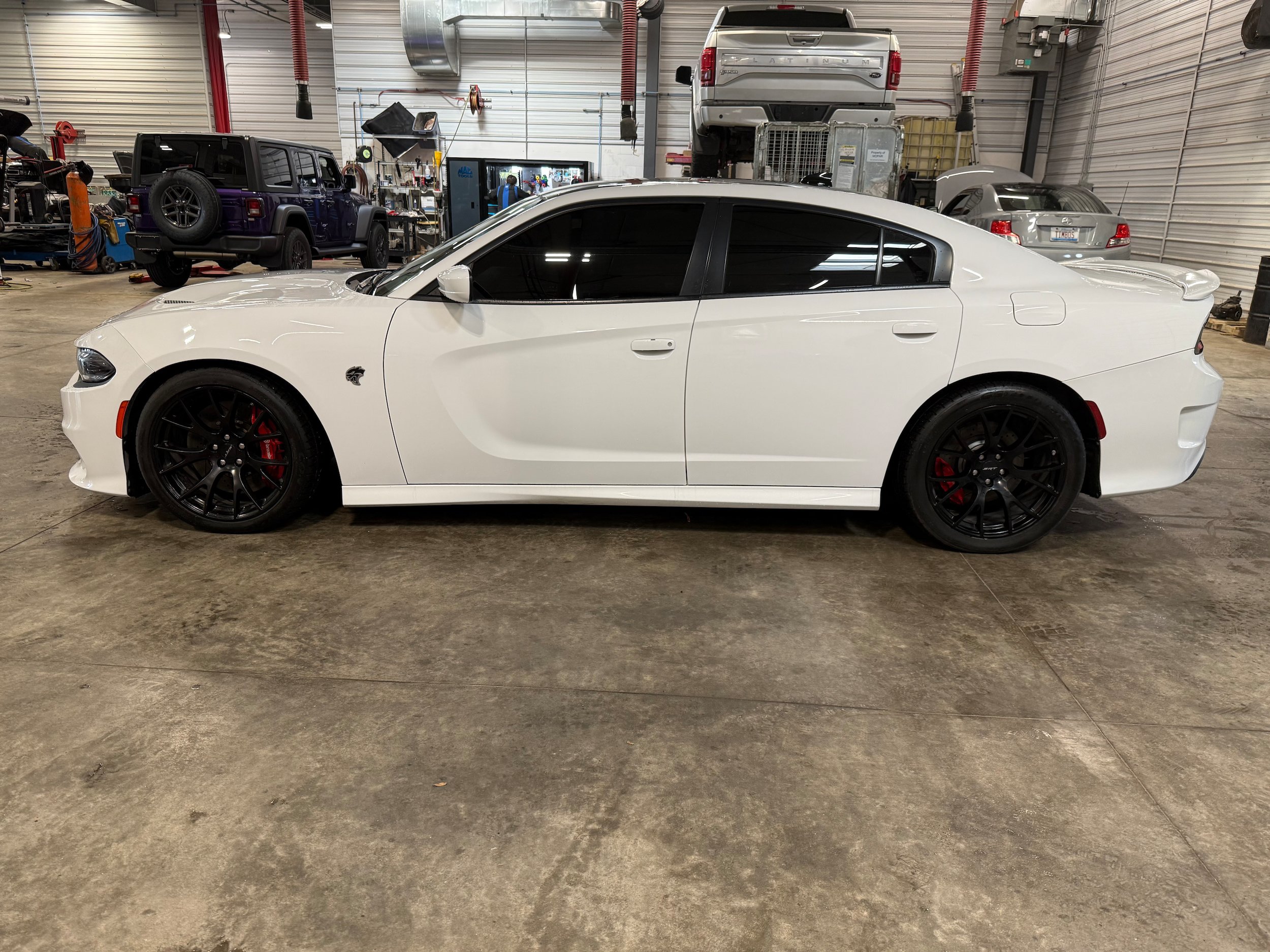 Used 2016 Dodge Charger SRT Hellcat w/ Harman/Kardon Audio Group RWD image 34