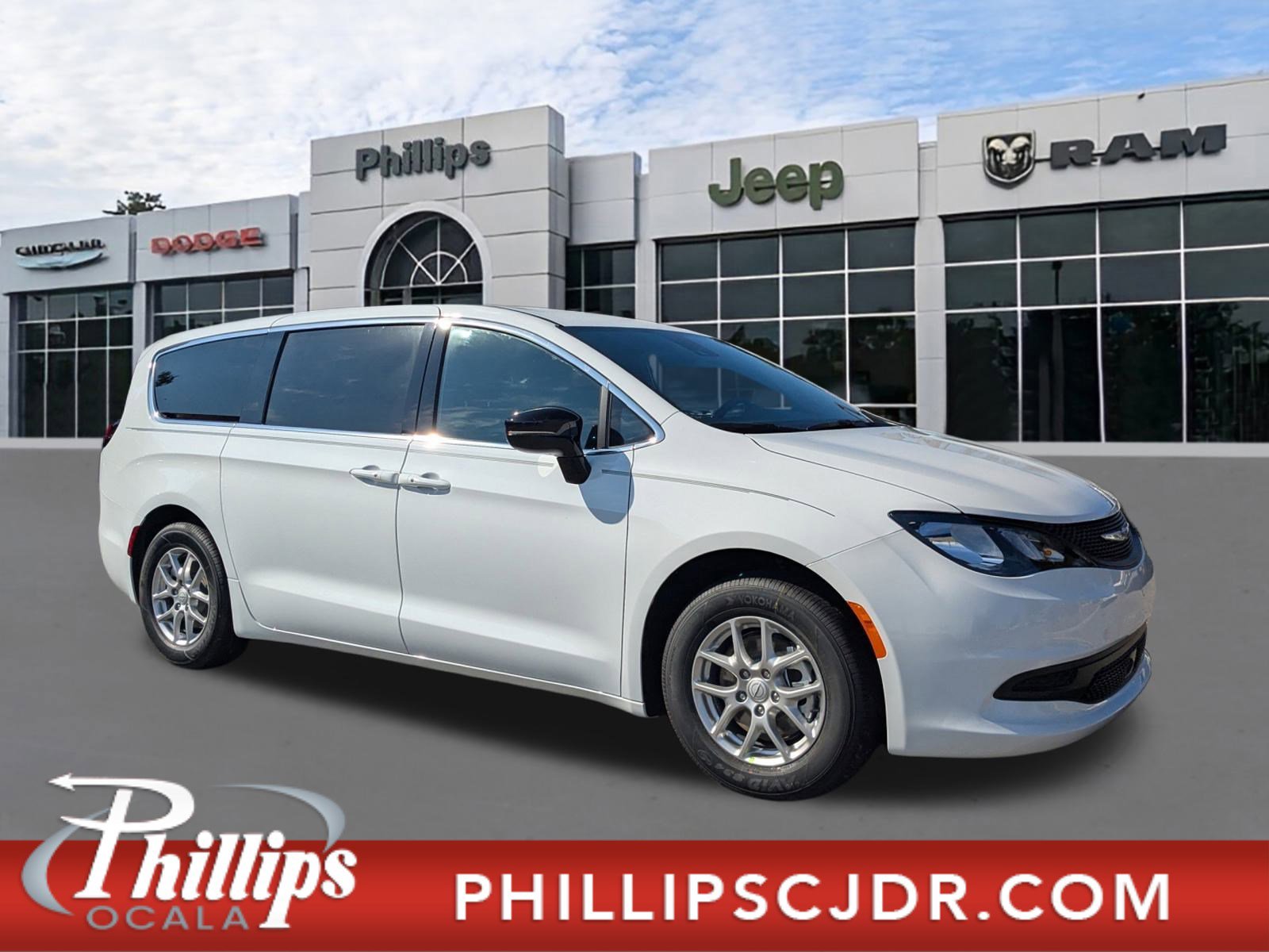 New 2026 Chrysler Voyager LX