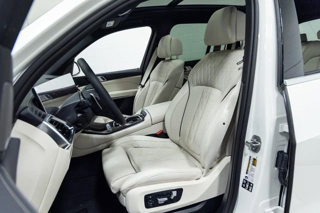 New 2026 BMW X5 xDrive40i w/ Climate Comfort Package image 24