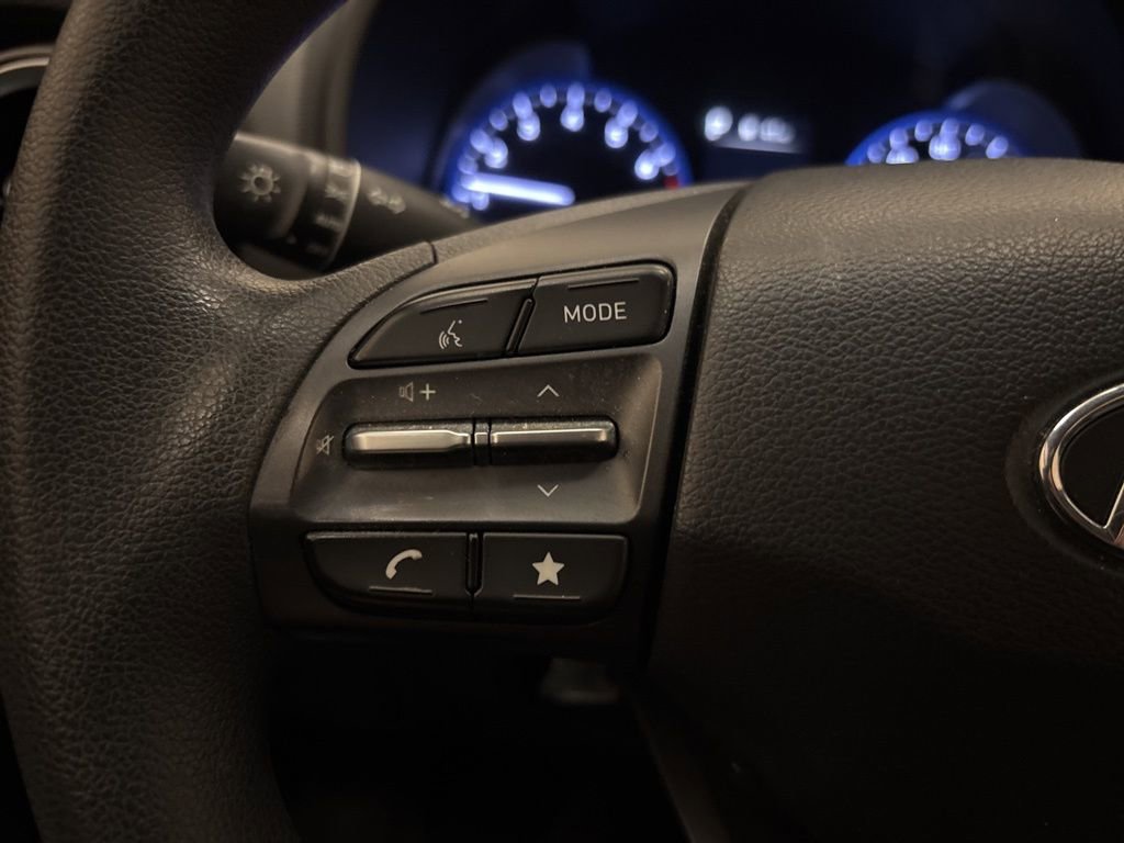 Used 2022 Hyundai Kona SE image 15
