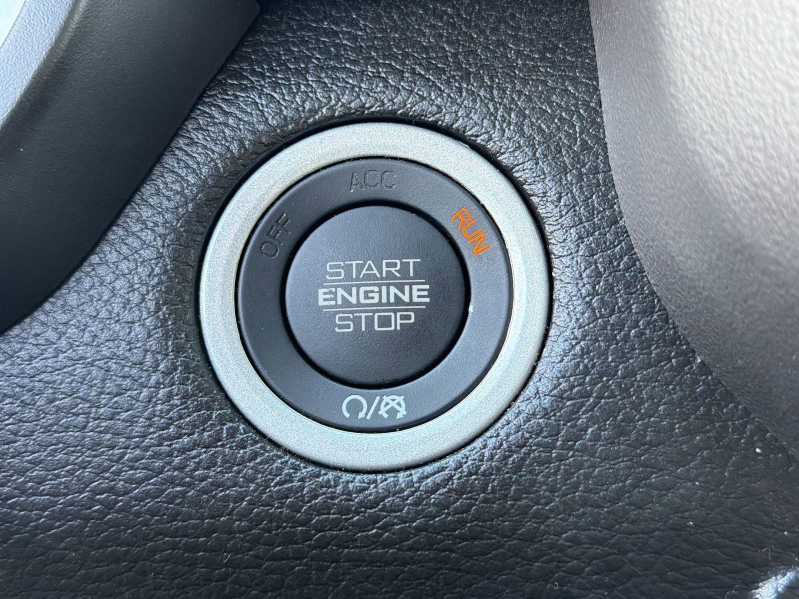 Used 2024 RAM 1500 Laramie AWD/4WD image 26