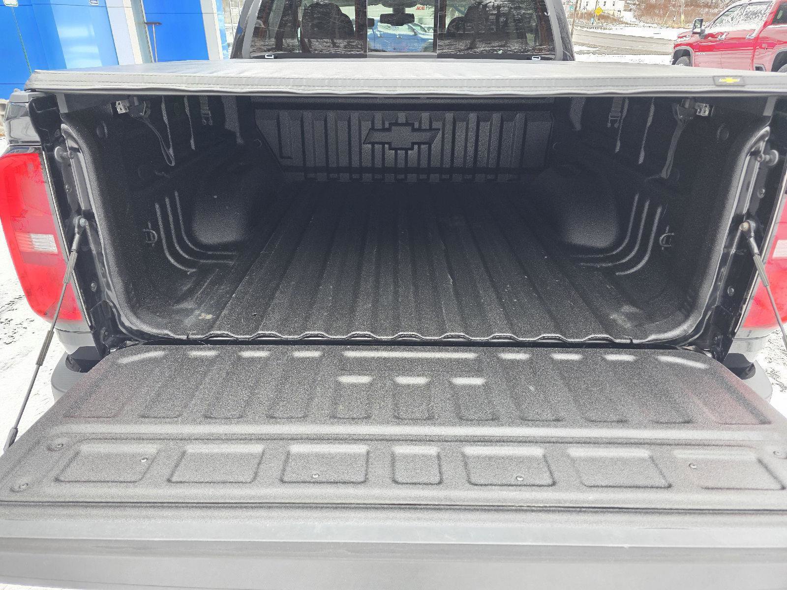 Used 2021 Chevrolet Colorado Z71 image 9