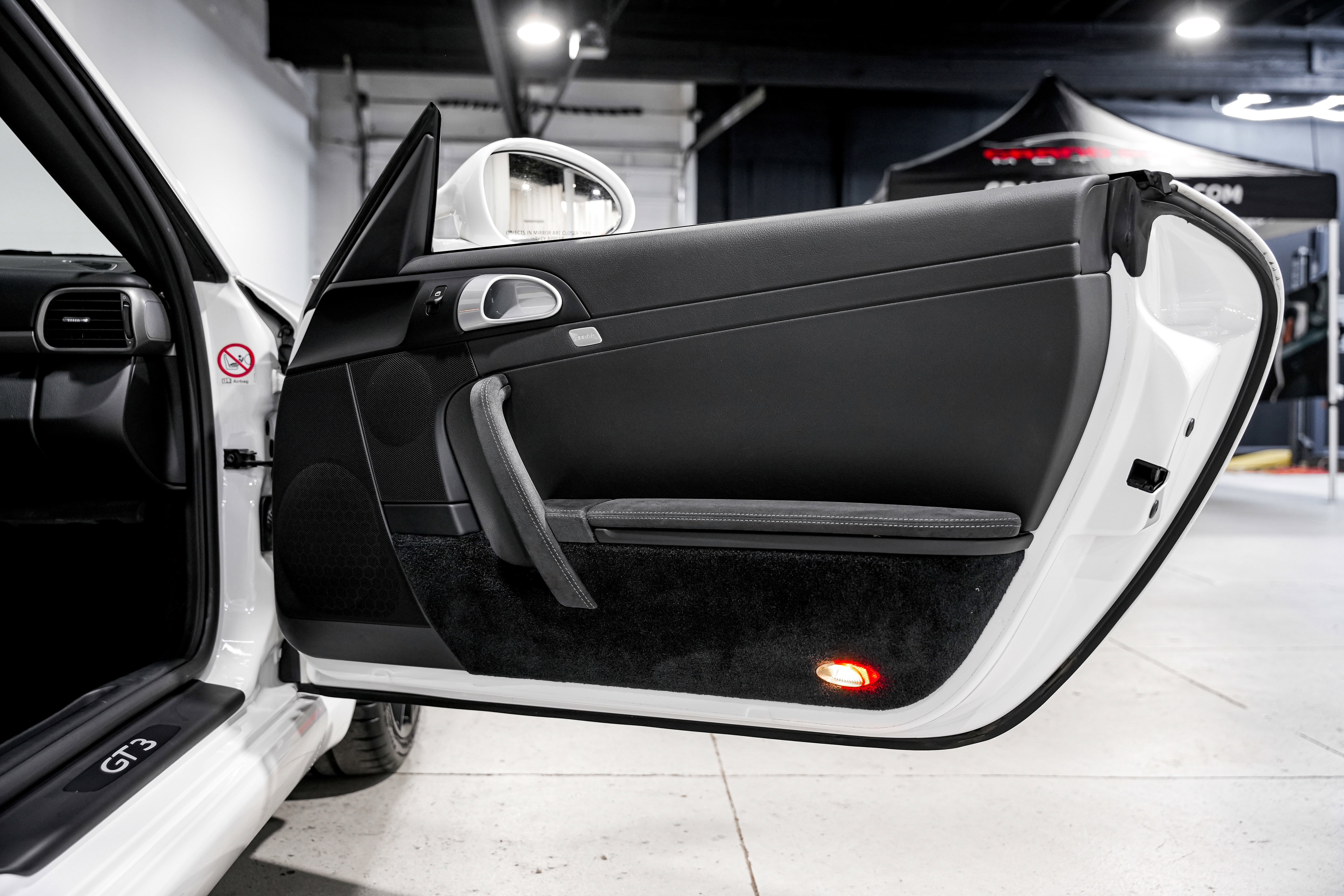 Used 2010 Porsche 911 GT3 image 21