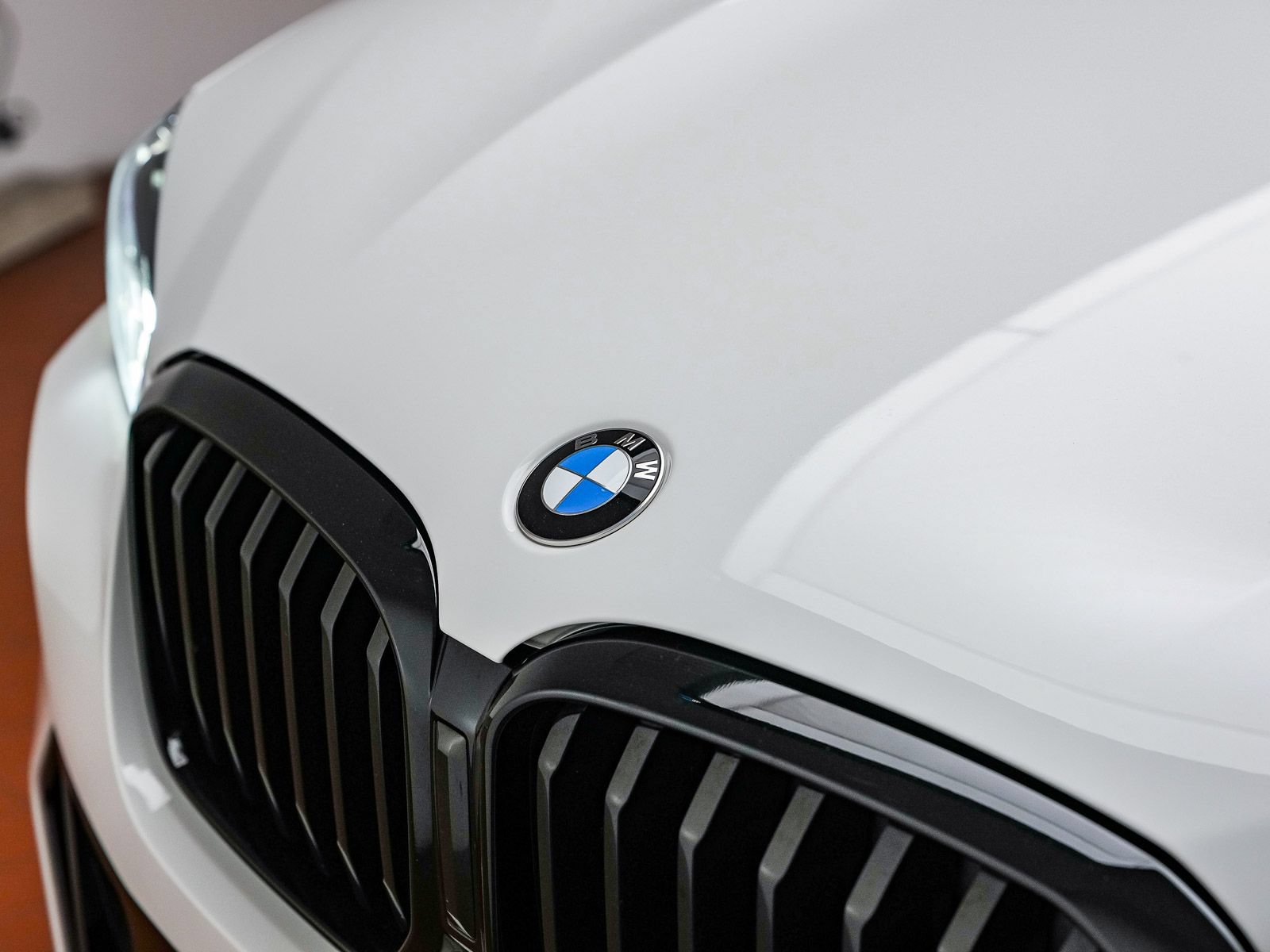 Used 2023 BMW X3 sDrive30i w/ M Sport Package RWD image 9