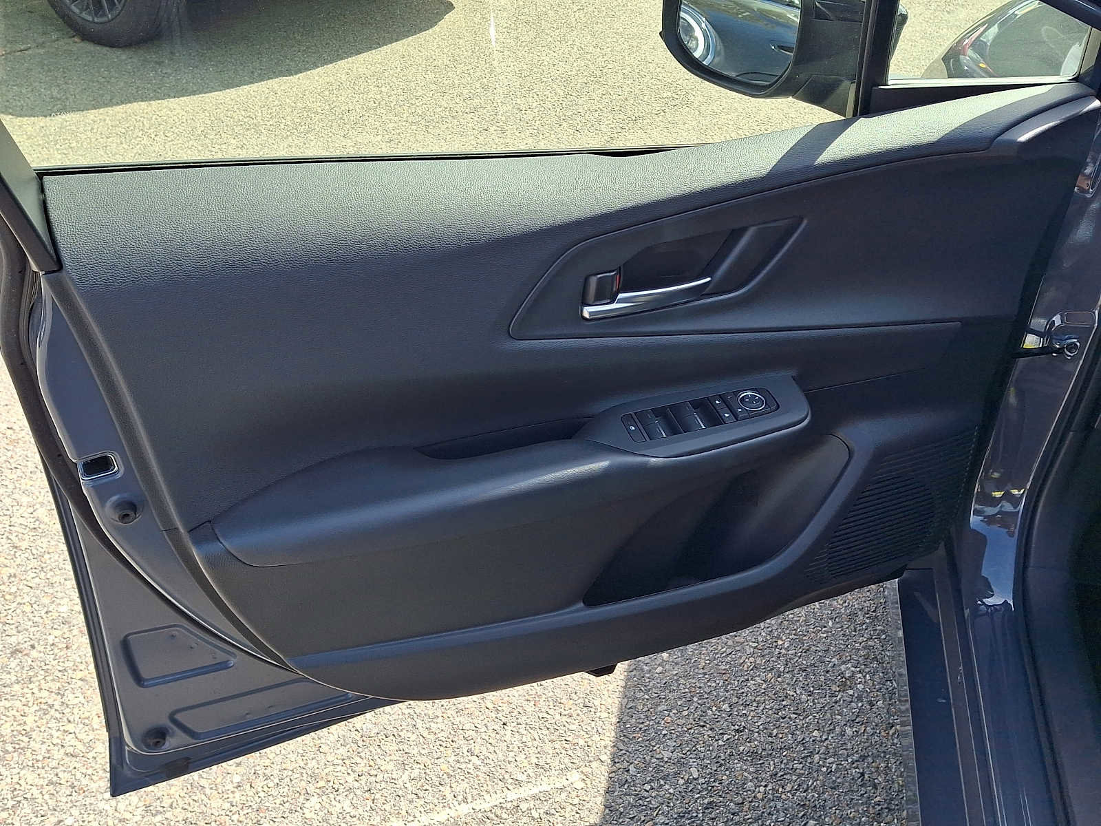 Used 2024 Toyota Prius Prime FWD image 13