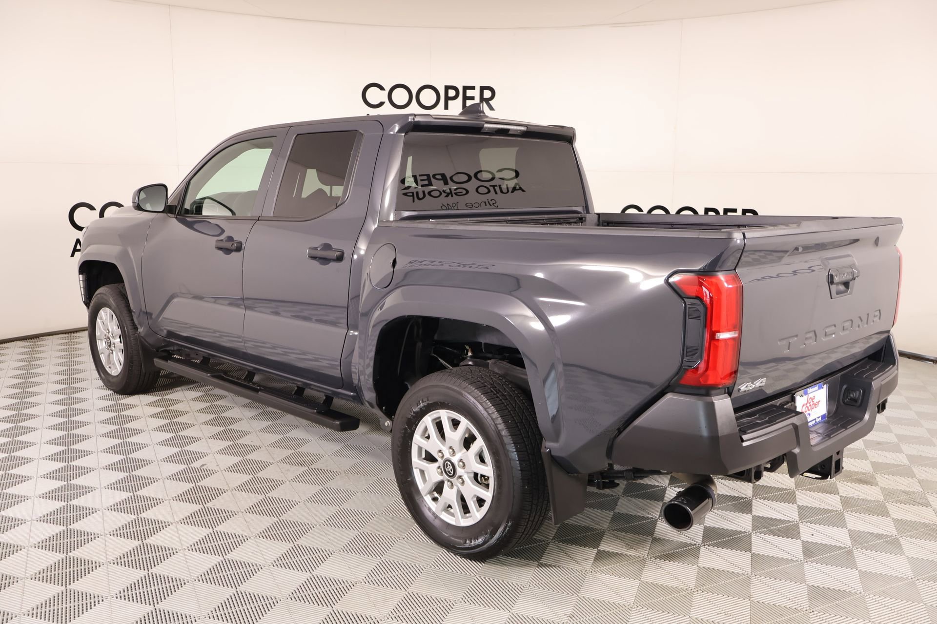 Used 2024 Toyota Tacoma SR image 21