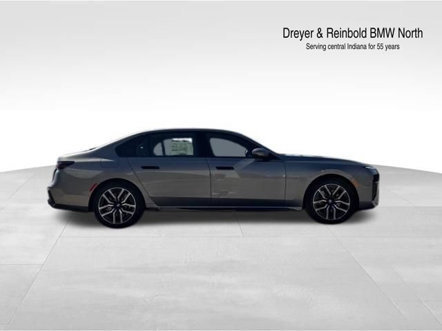 New 2026 BMW 760i xDrive w/ Premium Package AWD/4WD image 7