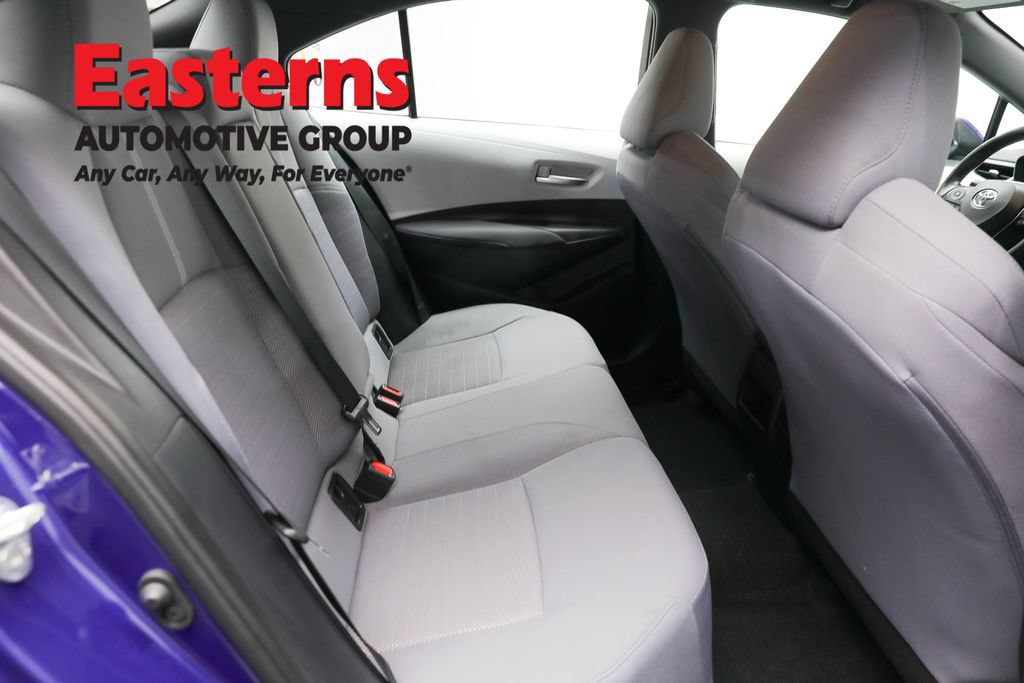 Used 2022 Toyota Corolla SE FWD image 22