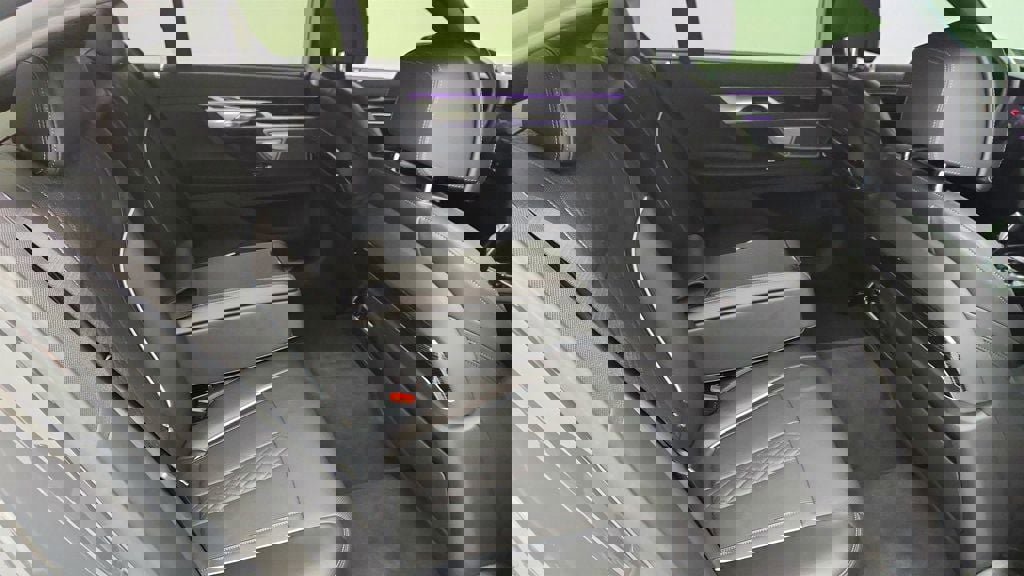 Used 2022 BMW 750i xDrive w/ Executive Package image 24