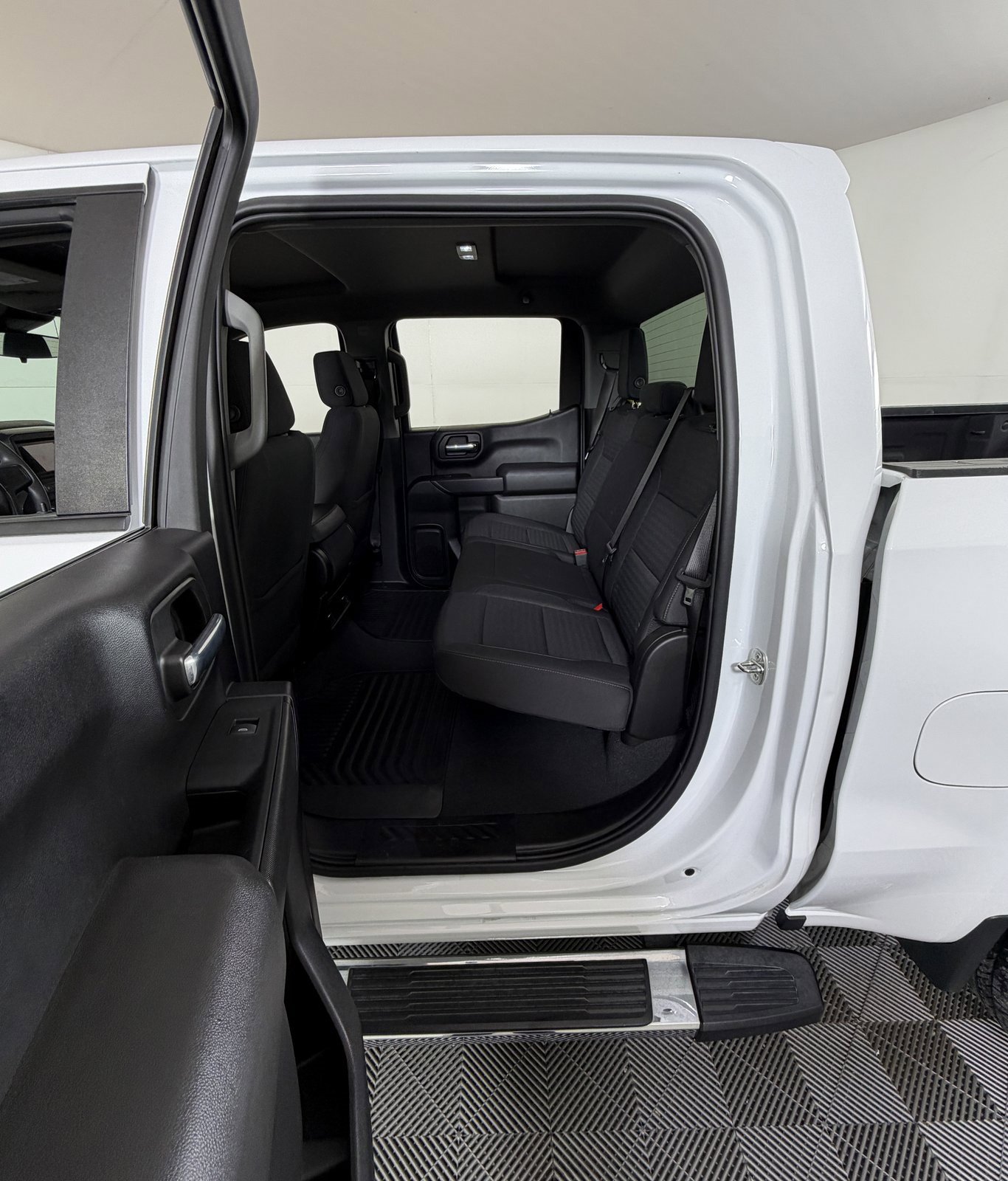 Used 2022 Chevrolet Silverado 1500 Custom image 7