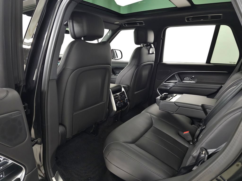 Certified 2026 Land Rover Range Rover SE AWD/4WD image 41