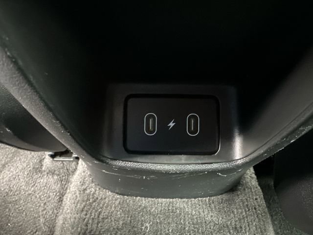 Used 2025 Hyundai Elantra SEL image 17