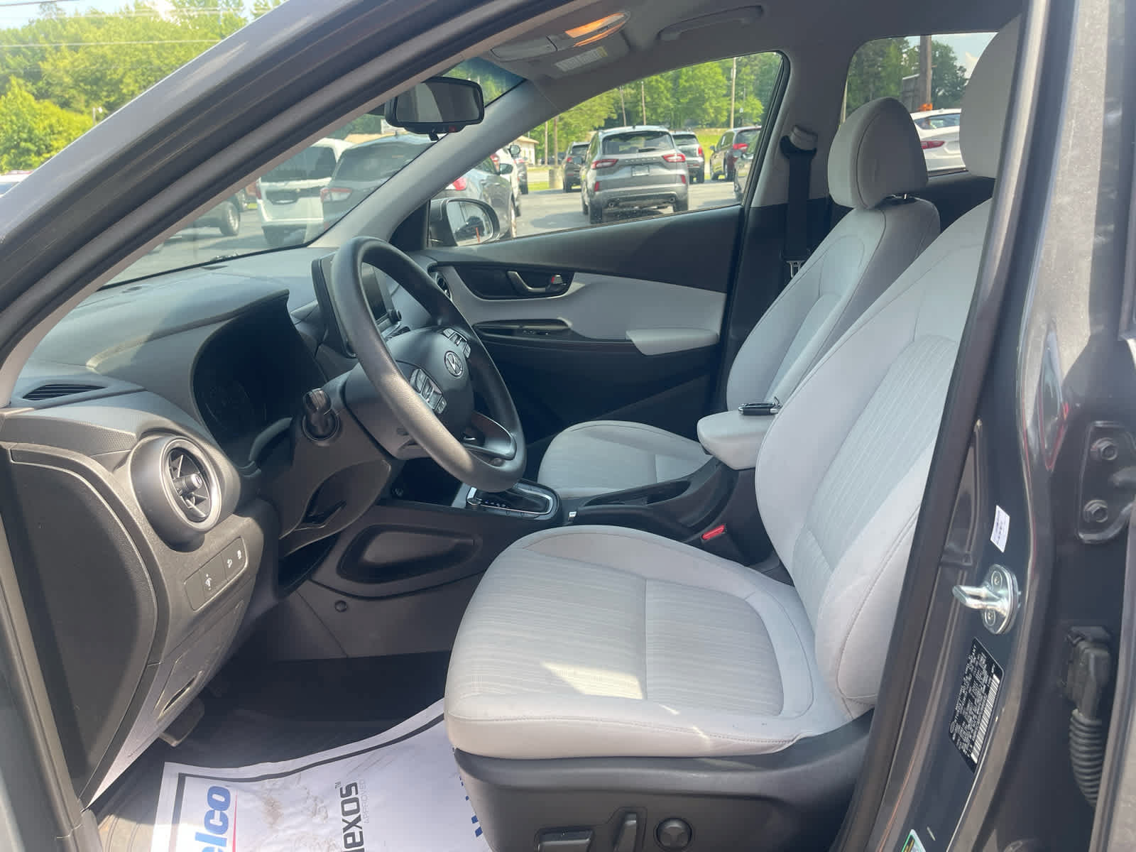 Used 2023 Hyundai Kona SEL AWD/4WD image 12