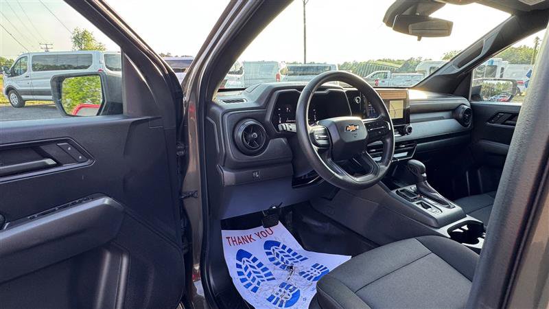 Used 2023 Chevrolet Colorado W/T RWD image 38