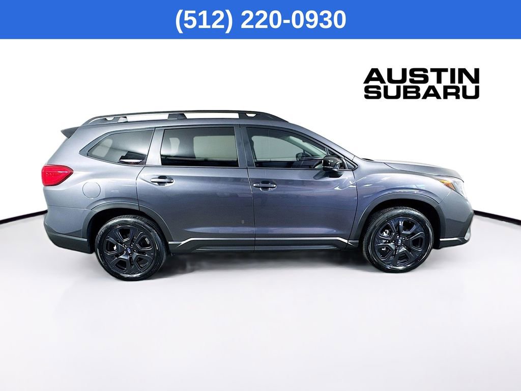 Used 2025 Subaru Ascent Onyx Edition image 9