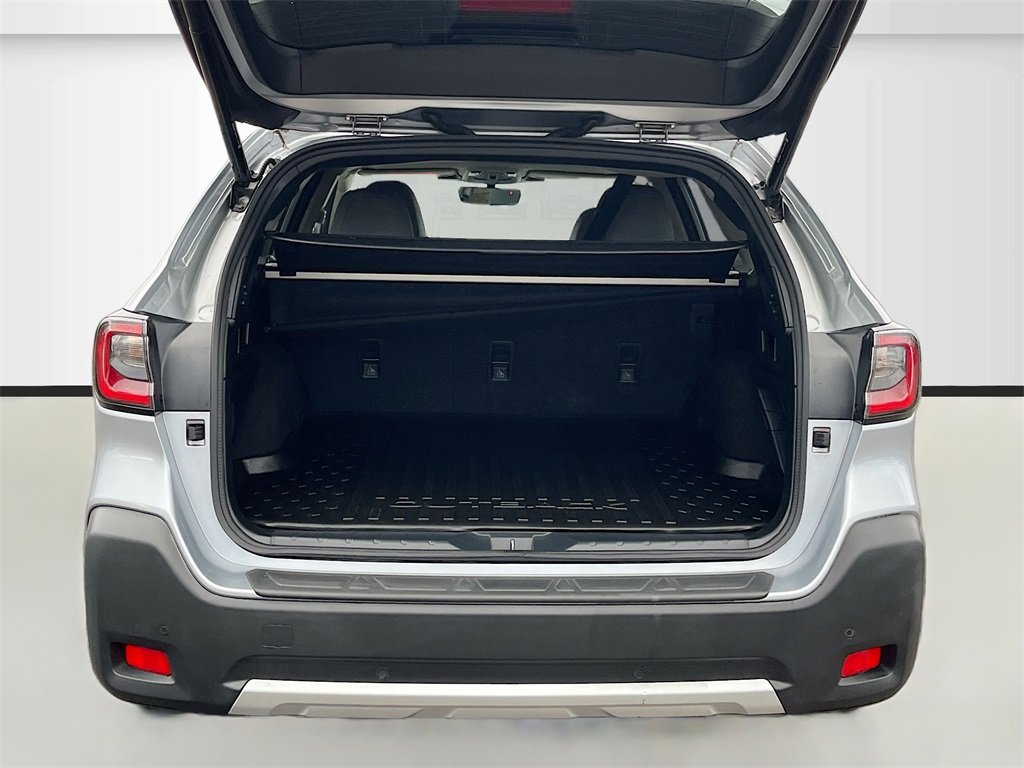 Used 2024 Subaru Outback Limited image 27