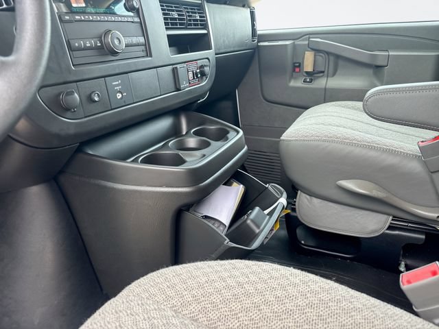 New 2026 Chevrolet Express 4500 w/ Power Convenience Package RWD image 19